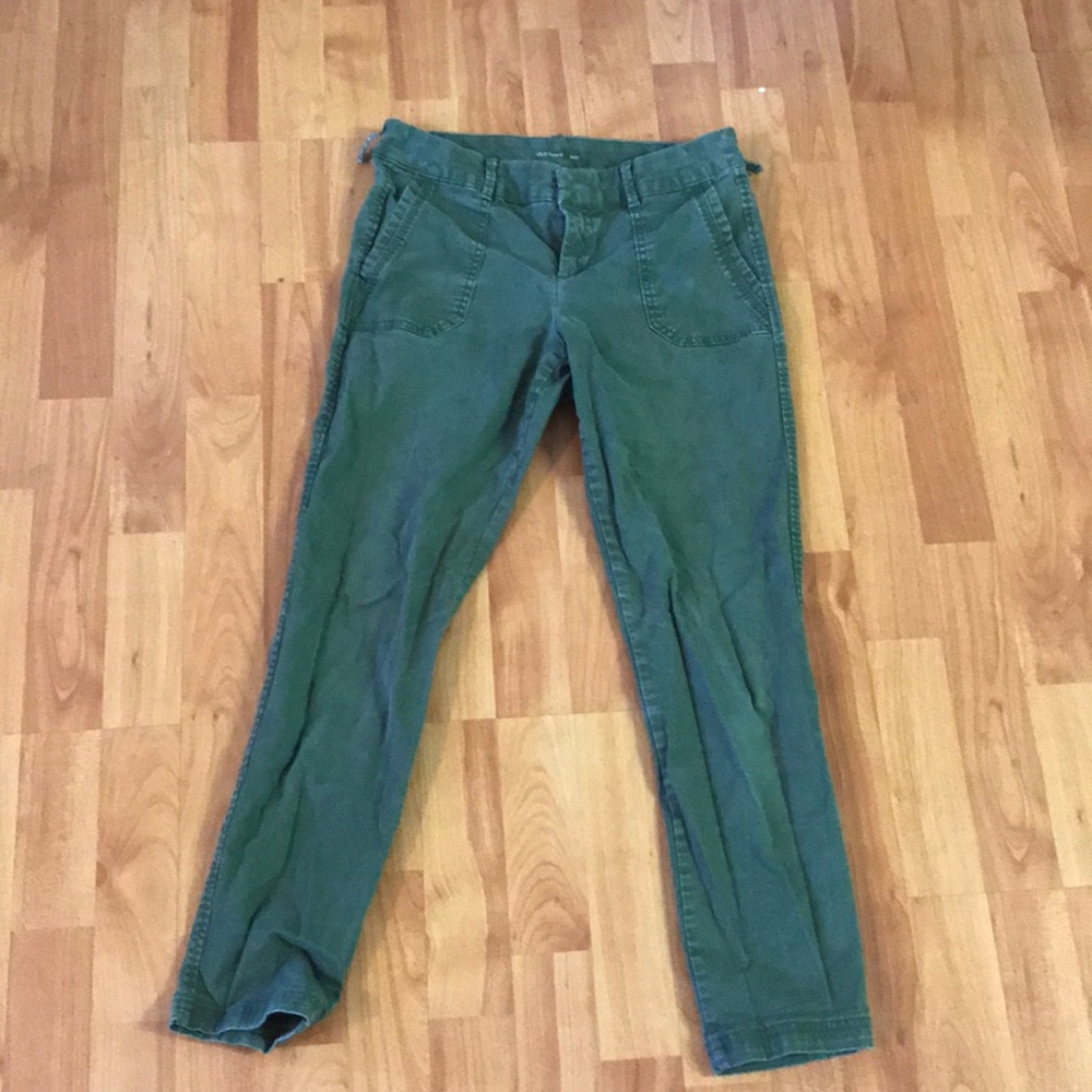 Old Navy Capris pants